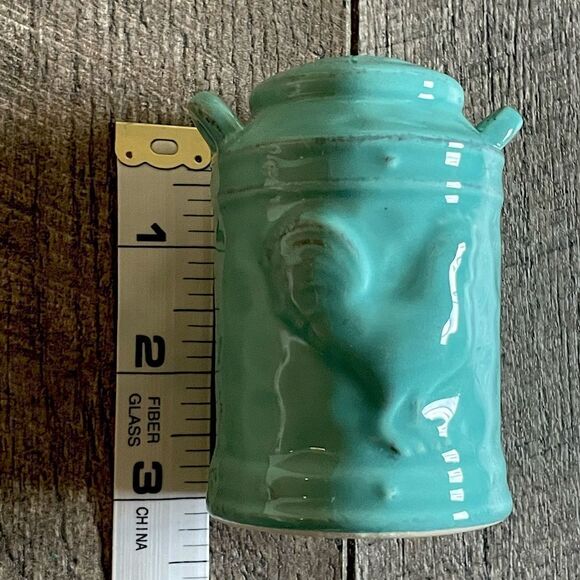 Teal, Porcelain “Rooster”, Salt & Pepper Shakers with Rubber Stoppers. - Picture 8 of 9